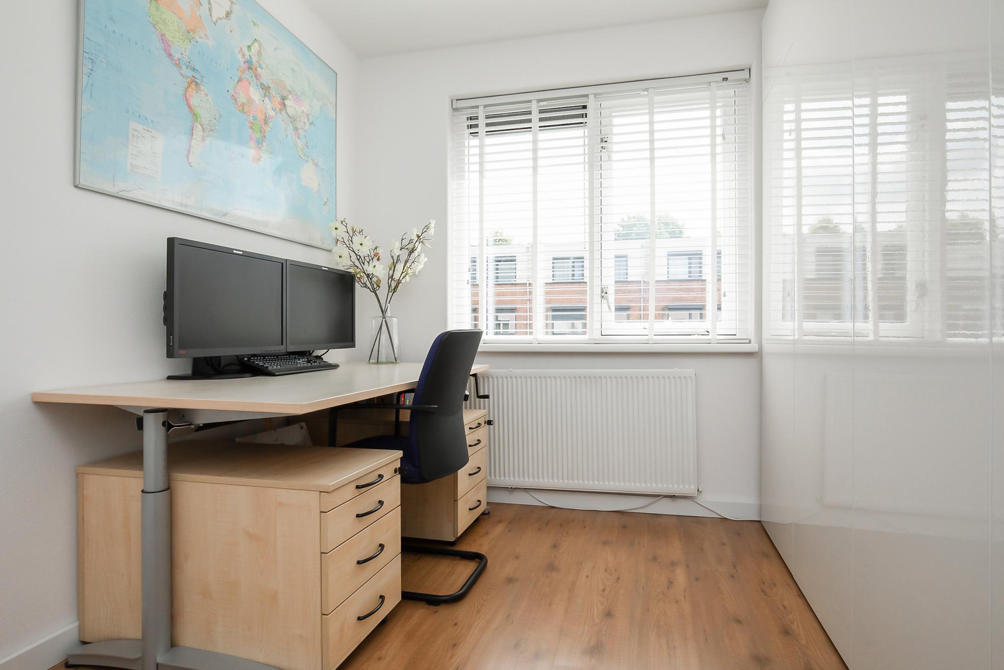 Flierveld 6 , 2151 LG Nieuw-vennep 23